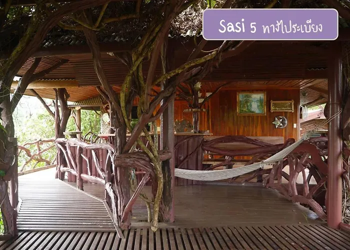 รีสอร์ท ศศิคันทรี *